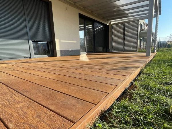 Belladoor Angelim Amargoso (Amazonas) Terrassendiele fein gerif./glatt - Schöne gelblich-braune Färbung, 21x145 mm, Feine Maserung und Struktur